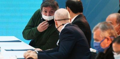 �Al pelado hay que pisarlo�