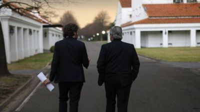 El Gobierno agrava la pelea con Clar�n y permite hasta 7 facturas impagas de cable, internet y tel�fono