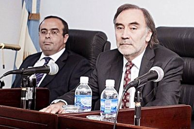 Los jueces desplazados suman presi�n antes de la reuni�n de la Corte