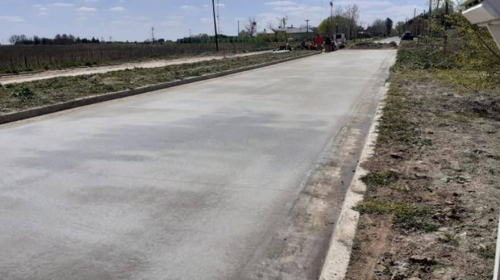 Tordillo: comenzaron los trabajos de pavimento en el acceso Prspero Bonavita