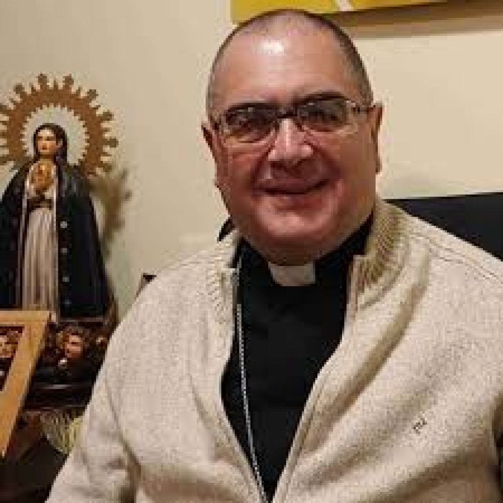 Mons. Buenanueva: Dios se hace 