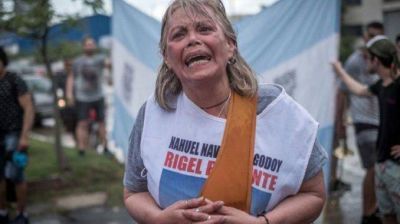 Familiares del Rigel: �No ten�an plata para buscar los cuerpos pero s� para espiarnos�
