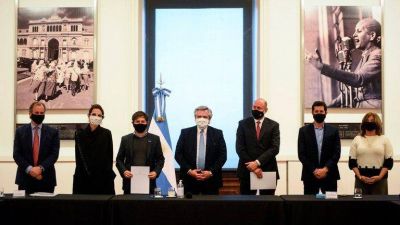 Los gobernadores peronistas y la CGT le propondr�n a Alberto Fern�ndez que asuma la presidencia del PJ