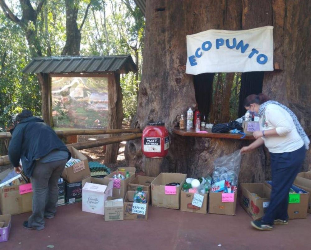 Vecinos Sustentables Iguaz tendr un Eco Punto en la 1 Feria del Gua Emprendedor