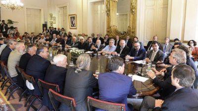 El desempleo prende luces amarillas: el Gobierno invitar� a la CGT a sumarse al gabinete socioecon�mico