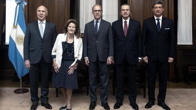 La Corte Suprema define el martes si interviene en los casos de traslados suspendidos