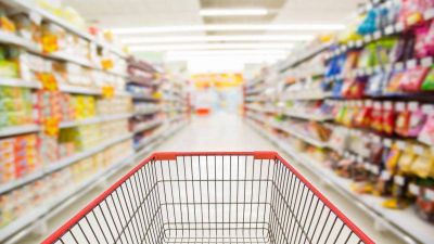 Supermercadistas furiosos con la industria alimenticia alertan por cierres masivos