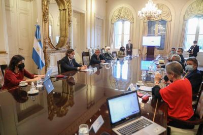 Preocupaci�n de Fern�ndez y los expertos por los contagios en el interior