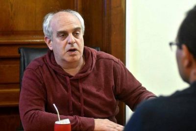 Rabinovich: �Por cada persona que conocemos que se enferm�, conocemos a seis que se quedaron sin trabajo en Mar del Plata�