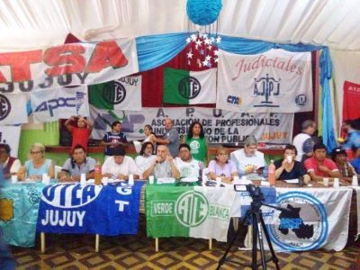 Jujuy: Trabajadores estatales exigen la urgente reapertura de las paritarias