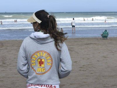 Guardavidas contin�an en una gran incertidumbre sobre su futuro laboral