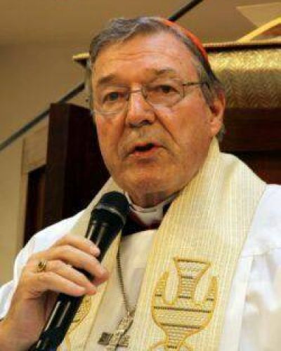 El Cardenal Pell viaja a Roma