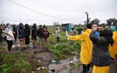 Mega toma de Guernica: El juez volvi� a prorrogar el desalojo tras el pedido de Provincia