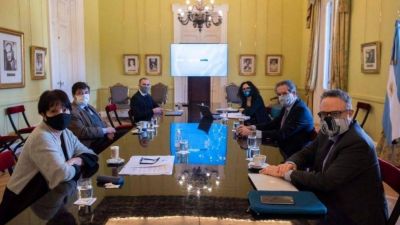 El Gobierno anunciar� en las pr�ximas horas un paquete de medidas para frenar la sangr�a de d�lares: todos los detalles