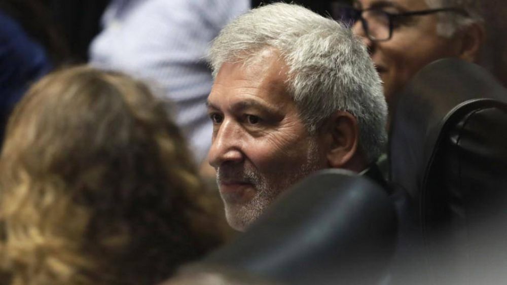 El kirchnerismo quiere citar a Quir�s para que explique si hay atraso con el conteo de muertos