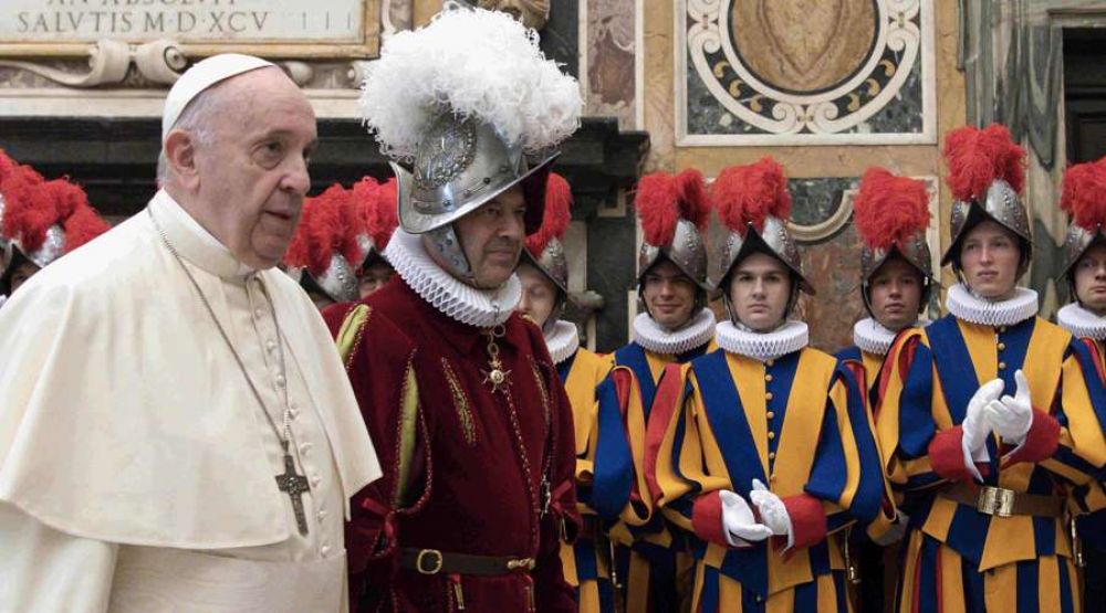Papa Francisco a Guardia Suiza: No olviden que el Seor est siempre a su lado