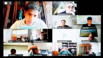 Axel Kicillof se comprometi� ante seis intendentes de Juntos por el Cambio a ponerse al d�a con el reparto de fondos