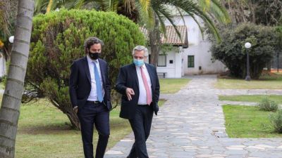 Alberto evita cambios de Gabinete, pero no descarta nuevos recortes de poder a ministros 