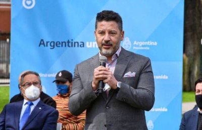 Gustavo Men�ndez considera �natural� que Alberto Fern�ndez asuma la presidencia del PJ