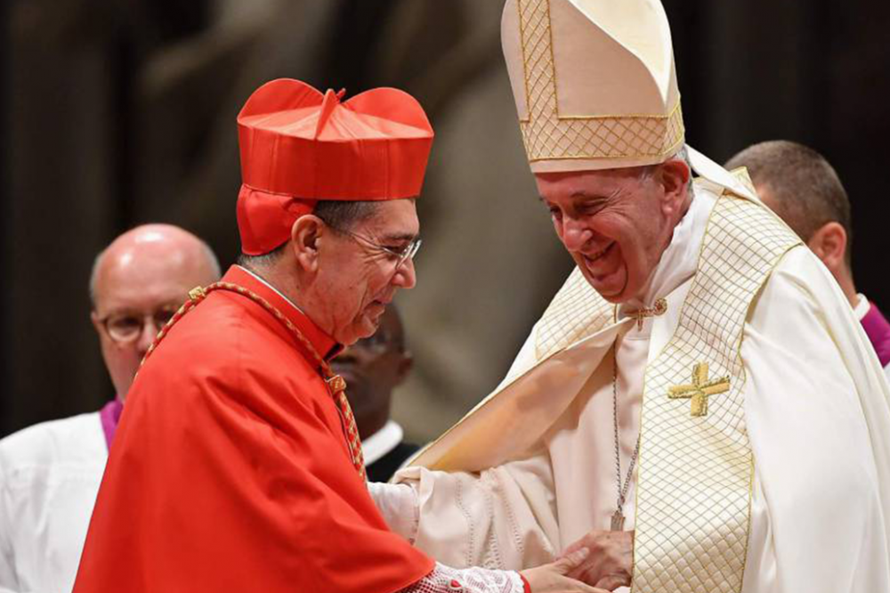 Cardenal Ayuso: 