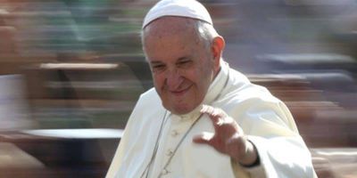 El Papa no se corta ni un pelo y da �hostias� tanto al populismo como al liberalismo pol�tico