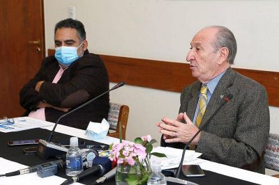 Pacientes for�neos quieren atenderse en la provincia