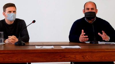 Sanzio junto a autoridades provinciales firm� acta de recepci�n del Fondo Especial Municipal para la Reactivaci�n Cultural y Tur�stica