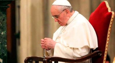 Papa Francisco: El Rosario es el arma que nos protege de los males