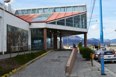 �Hoy falleci� la primera persona que internamos en este rebrote�, anunci� Guglielmi