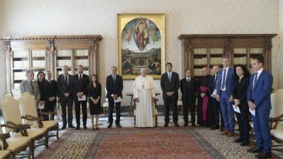 El Papa a Moneyval: impedir a mercaderes especular en el templo de la humanidad