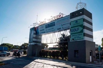 La Legislatura porte�a aprob� la venta de Costa Salguero