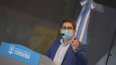 Diego Cardozo desminti� la vuelta a la �fase 1� en C�rdoba: �No hay ning�n decreto firmado�