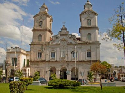 Habilitan la celebraci�n de misas y la asistencia a los templos