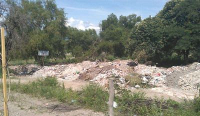 Basural en Bajo La Vi�a: La Justicia fall� a favor de los vecinos