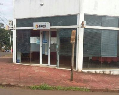 Desvincularon a la delegada de PAMI en Iguaz� y cerraron la oficina