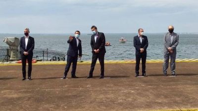 Oscar Herrera Ahuad firm� un convenio para equipar el Puerto de Posadas junto a Sergio Massa y Mario Meoni