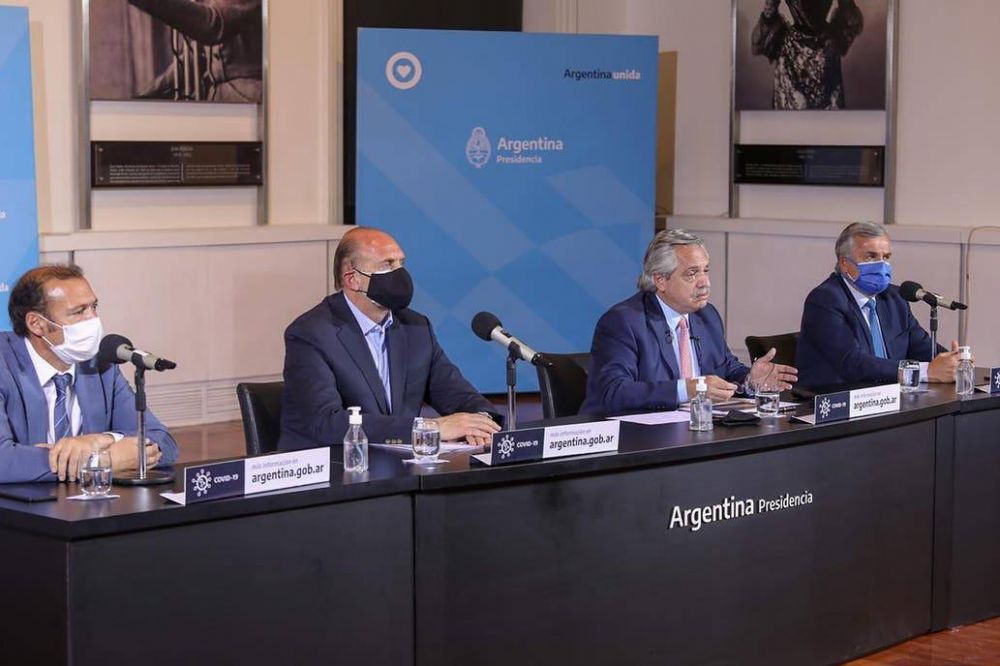 Tras la reunin con los gobernadores, el Presidente cambi sus planes y reforz la cuarentena en el interior