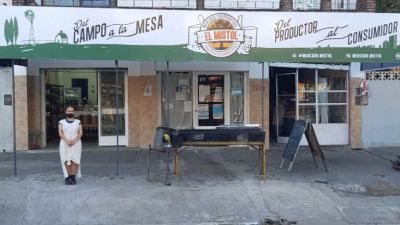 Ituzaing�: abri� el primer mercado de cooperativa