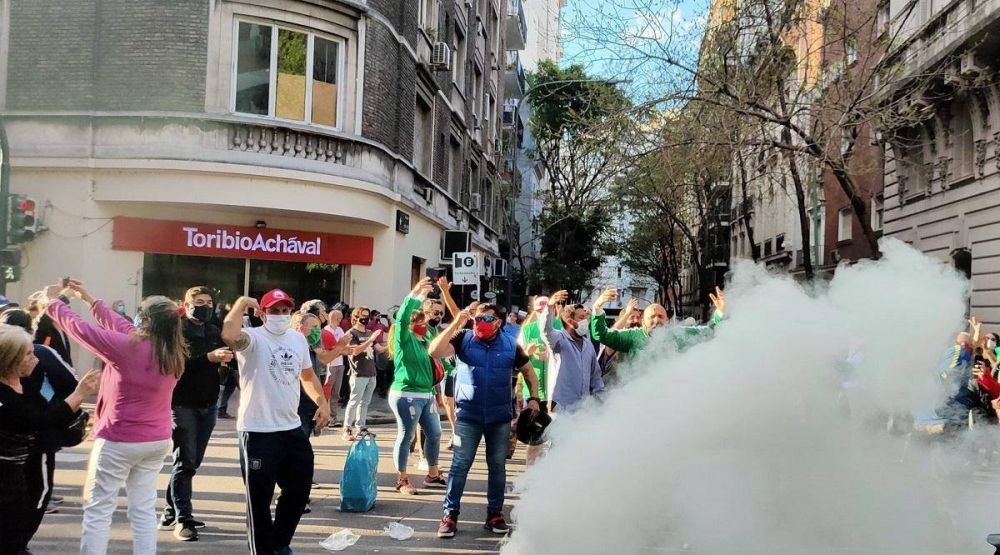 Luego de que Clarn publicara el domicilio, ATE Capital moviliz para defender a CFK