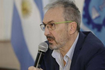 Puratich descart� volver a fase uno en Comodoro y Madryn