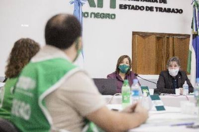 Convenio Colectivo: Se crear� una mesa especial para estudiar la situaci�n del personal de Salud