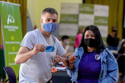 Zabaleta supervis� la entrega de 987 nuevas tarjetas del programa Alimentar