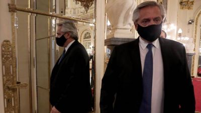 Empresarios reclaman que Alberto active el Consejo Econ�mico y Social para frenar el d�lar