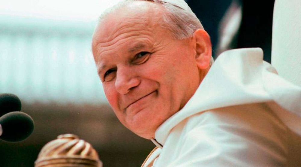 Lanzan campaa para que pensamiento de San Juan Pablo II se ensee en universidades