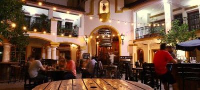 Este viernes, s�bado y domingo, bares y restaurantes hasta las 24:00 horas