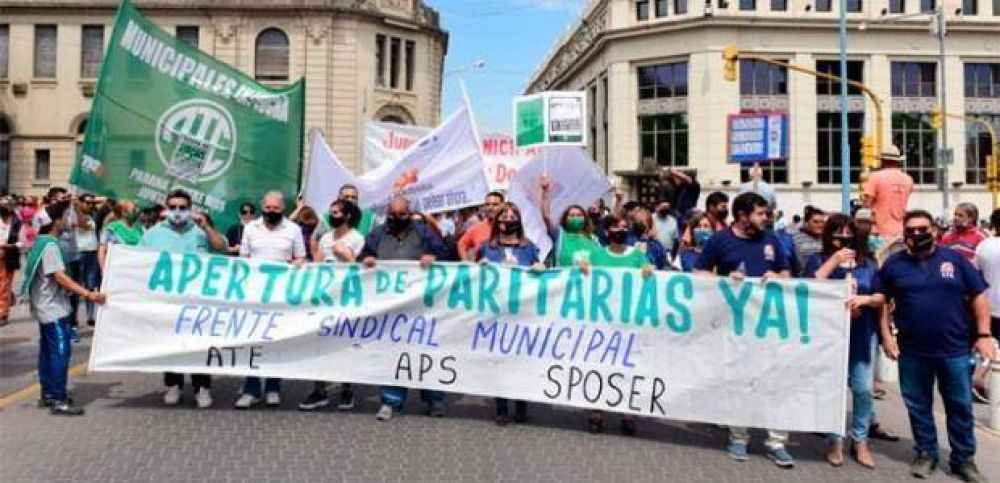 Paran: Trabajadores municipales reclamaron paritarias