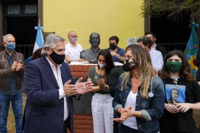 Malena Galmarini: �Hay que redoblar el esfuerzo y seguir so�ando con que Argentina puede ser mucho mejor�