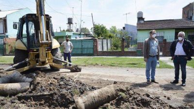 Junto a su equipo, Julio Zamora recorri� obras de revalorizaci�n urbana en m�s puntos de Tigre