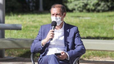 Guti�rrez confirm� el turismo en la temporada de verano