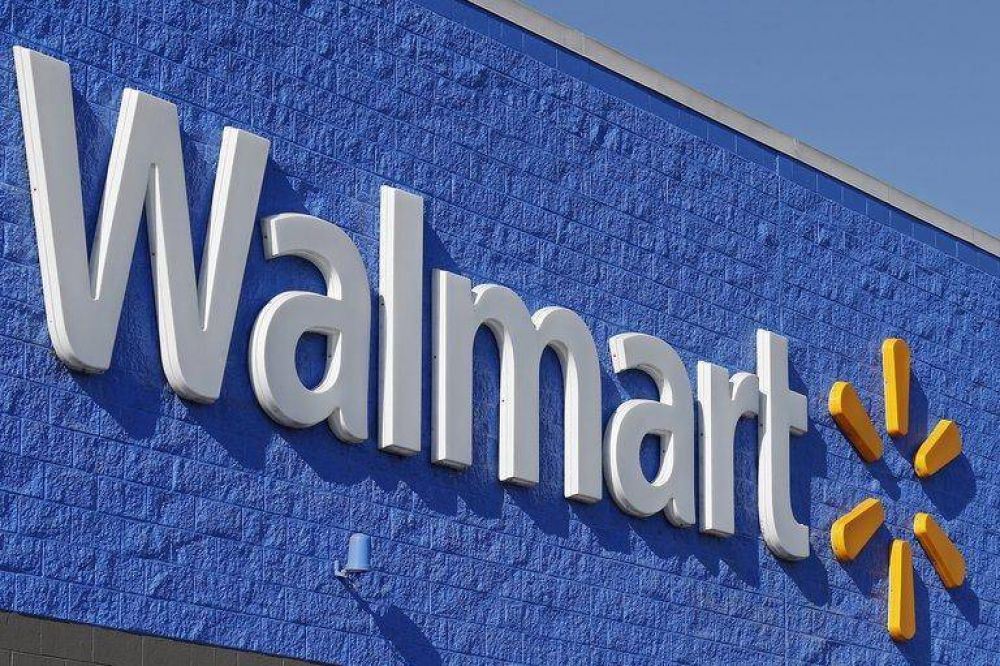 Sigue el xodo: Walmart negocia la venta de la cadena en Argentina y est a un paso de irse del pas